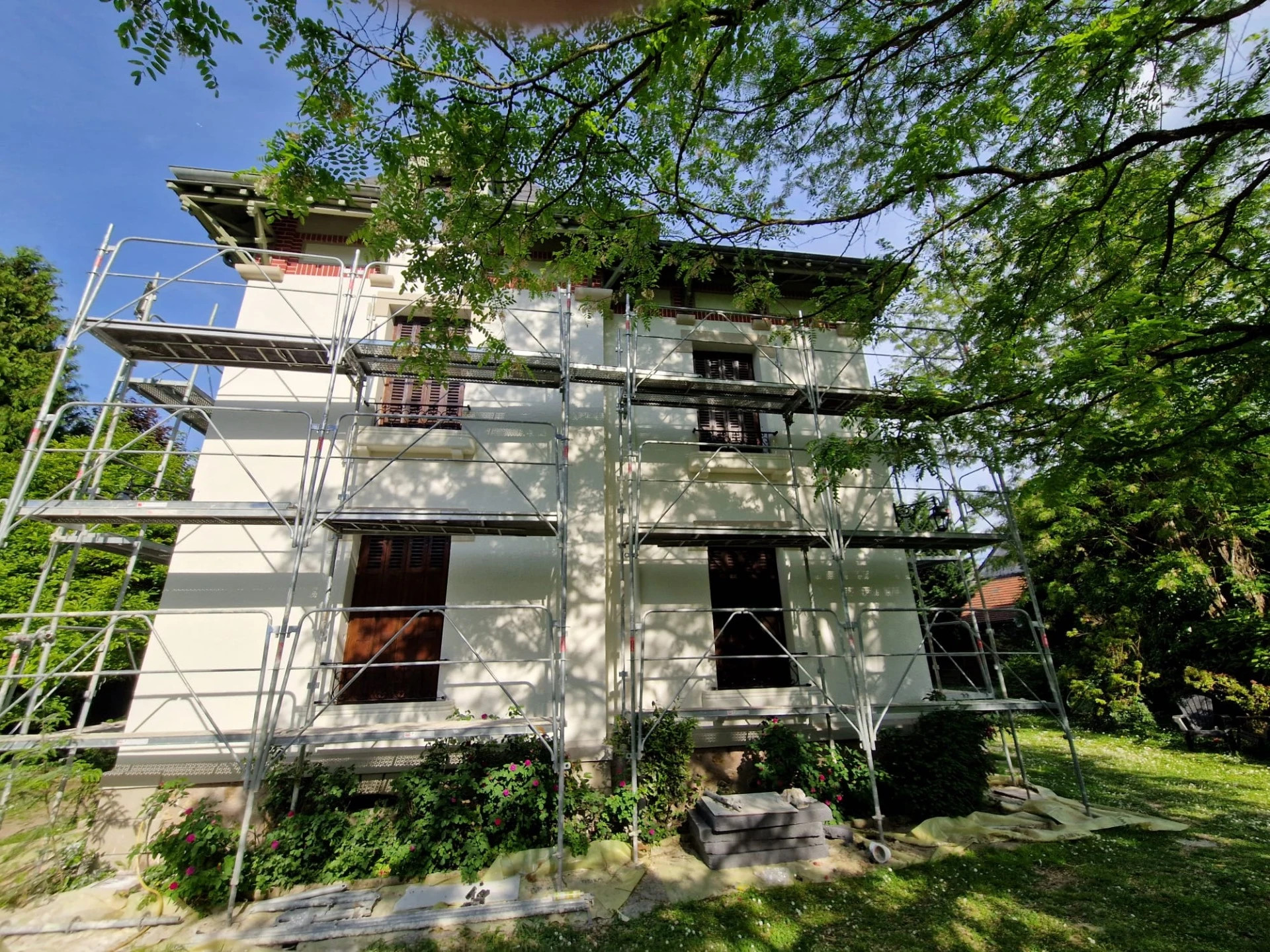 Façade rénovée par 3L-DECO (77)